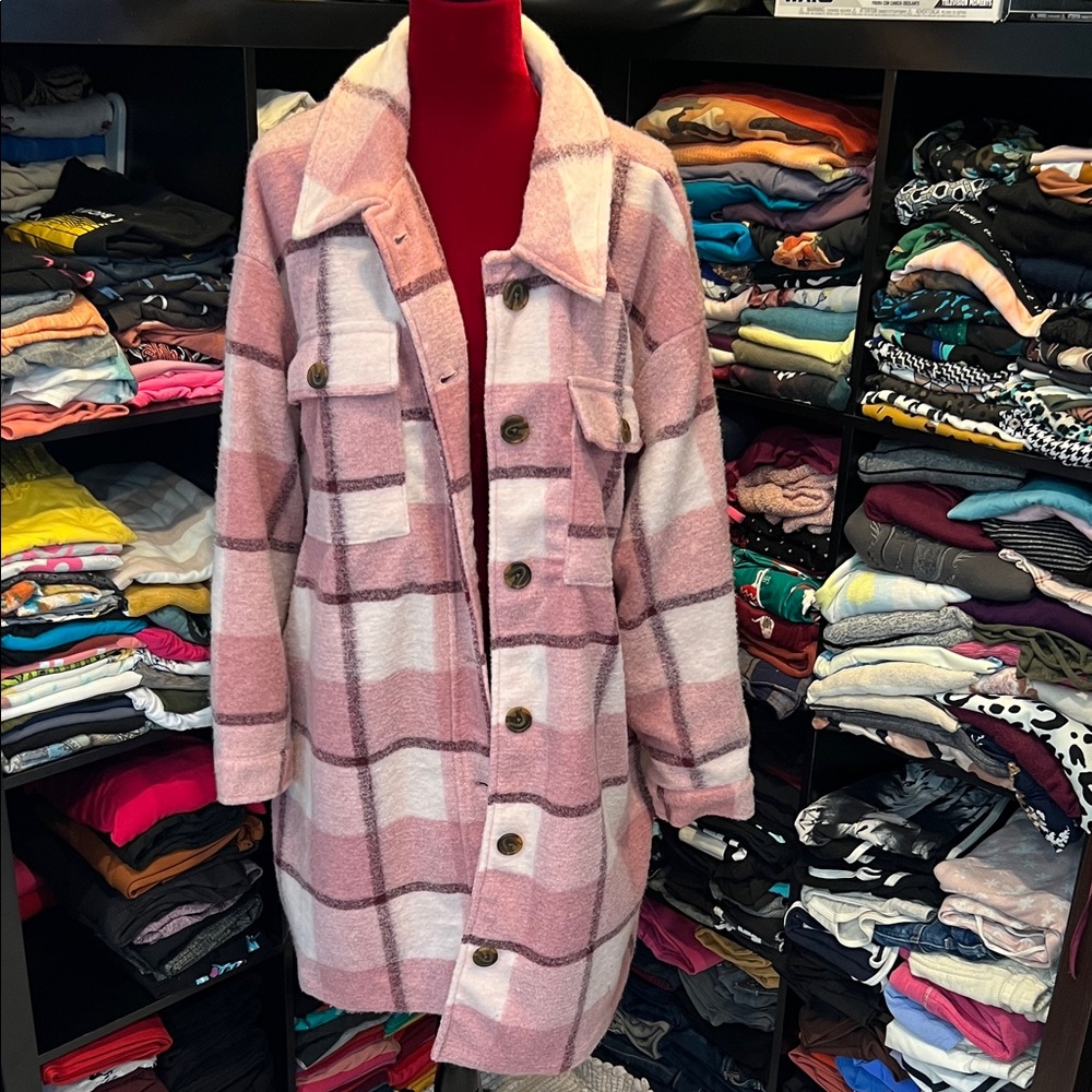 #22. Pink plaid jacket. 3x - Picture 2 of 14
